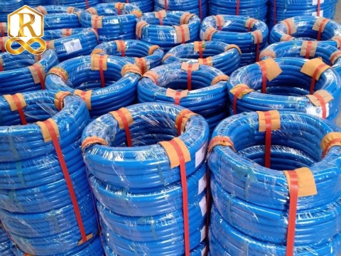 ผลิตและออกแบบสายยางOEM